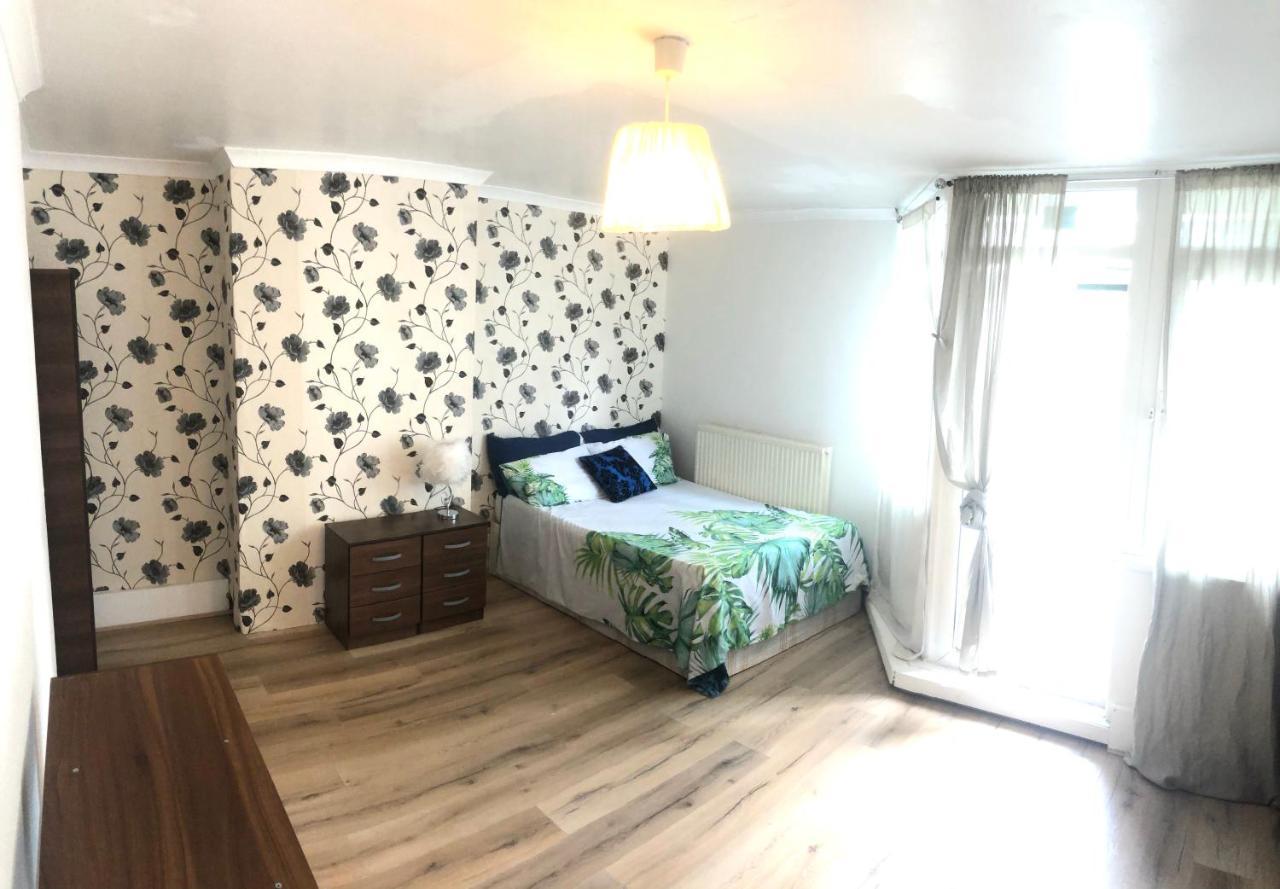 East London Bethnal Green Hotel Buitenkant foto